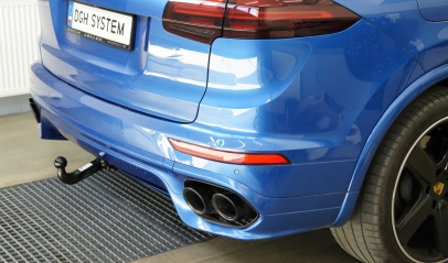 Gdzie zamontować hak holowniczy z wiązką elektryczną?