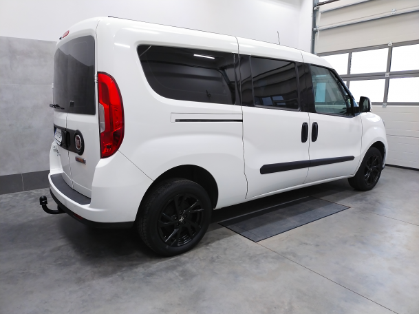 Fiat Doblo 263 2010-2022 - montaż haka holowniczego i wiązki elektrycznej