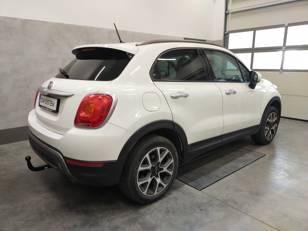 Fiat 500X 334 2014-2017 - montaż haka holowniczego i wiązki elektrycznej