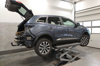 Renault Kadjar 2018-2022 - montaż haka holowniczego i wiązki elektrycznej