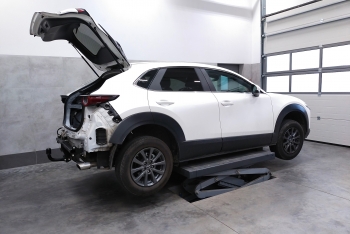 Mazda CX30 od 2019 - montaż haka holowniczego i wiązki elektrycznej Słupsk/Kobylnica