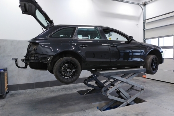 Audi A4 B8 Avant - montaż haka holowniczego i wiązki elektrycznej Słupsk woj. Pomorskie