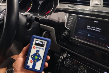 Volkswagen Touran II od 2015 - montaż haka holowniczego i wiązki elektrycznej Słupsk / Kobylnica