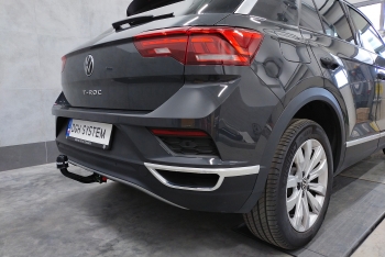 VW T-Roc 2017-  montaż haka holowniczego i wiązki elektrycznej Słupsk Kobylnica woj. Pomorskie