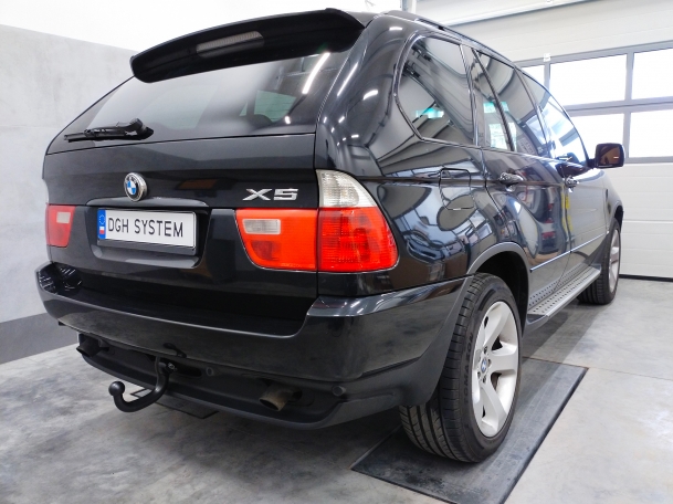 BMW X5 (E53) - montaż haka holowniczego i wiązki elektrycznej